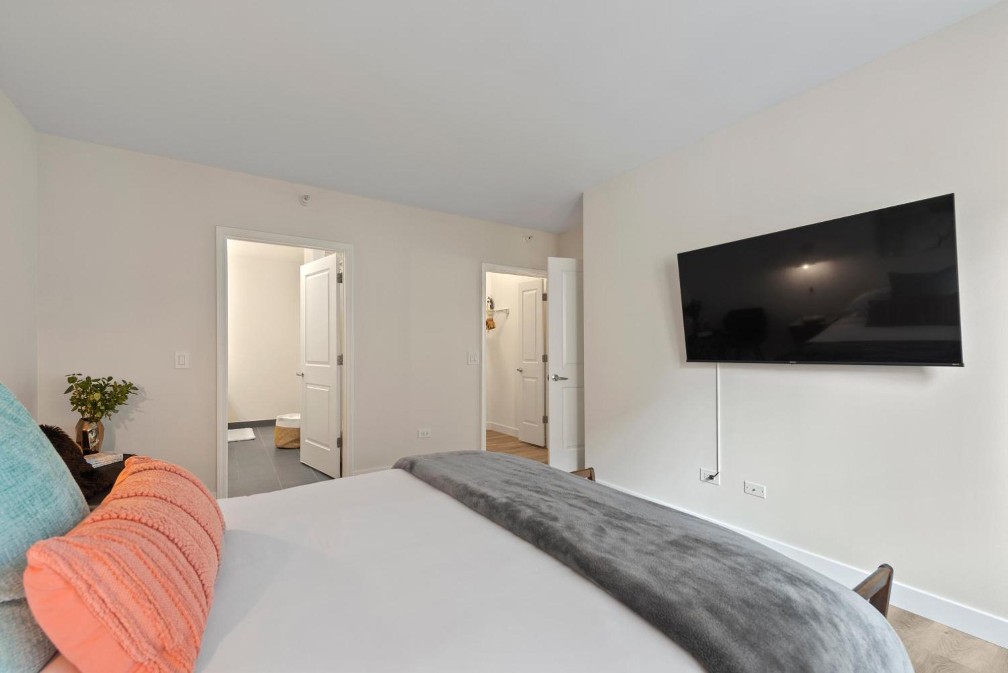 The Bernardin Gold Coast Luxury Apartments Near Magnificent Mile Chicago Zewnętrze zdjęcie