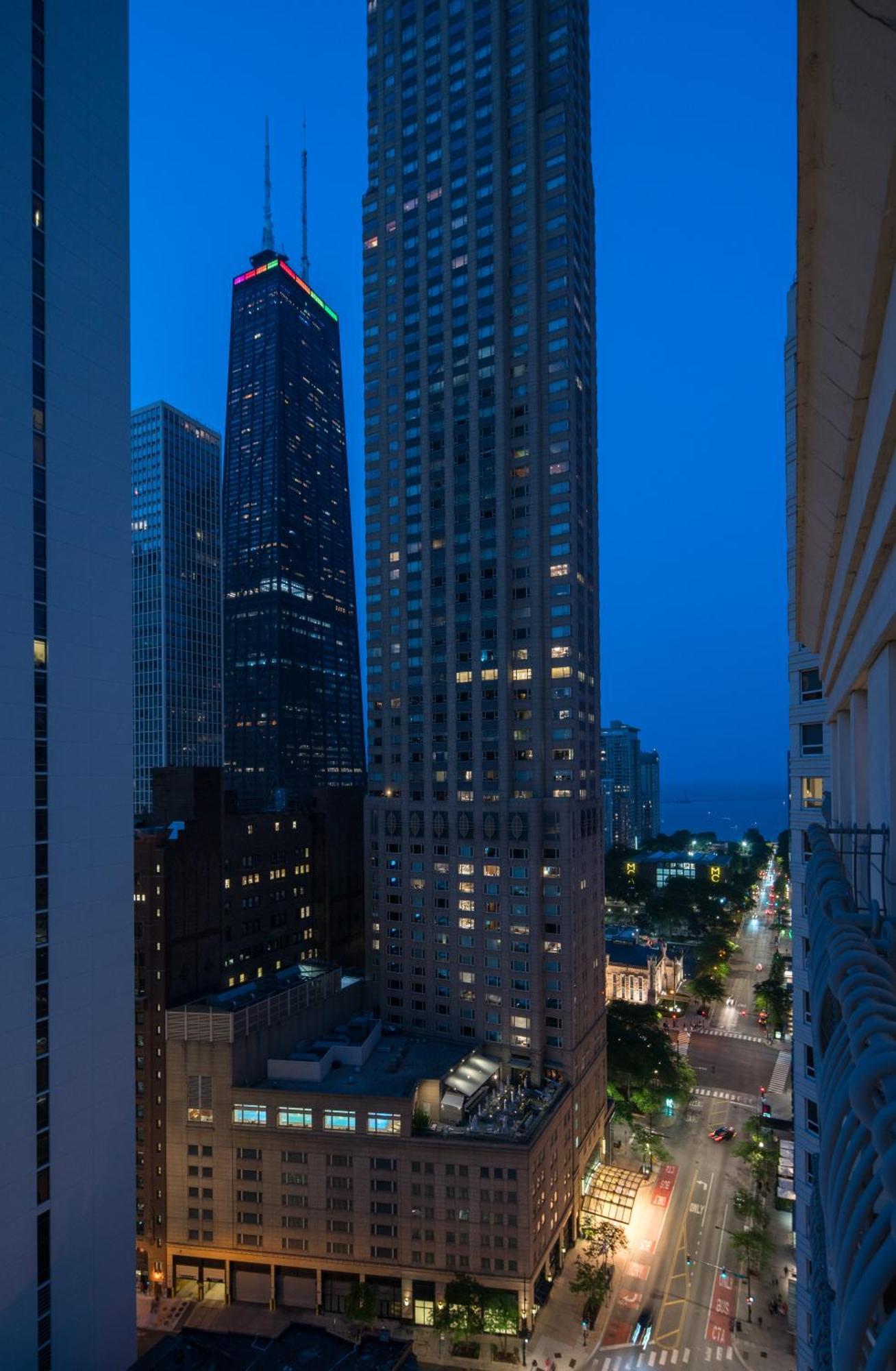 The Bernardin Gold Coast Luxury Apartments Near Magnificent Mile Chicago Zewnętrze zdjęcie